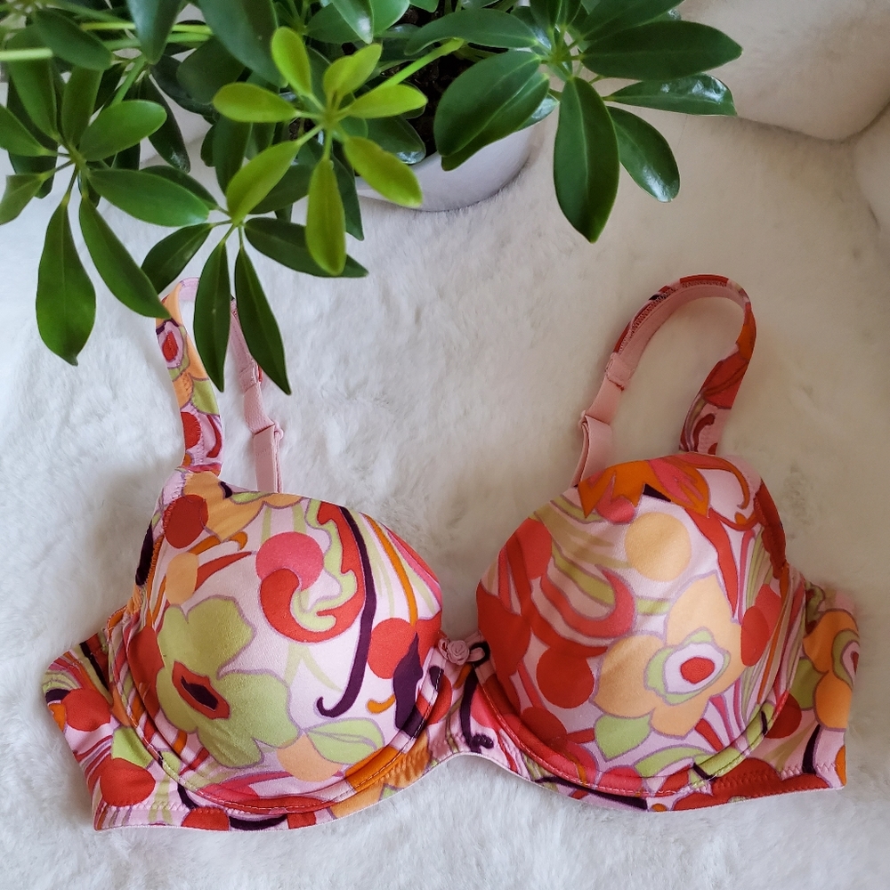 Victoria's Secret Lightly Lined Bra Sz 36 B